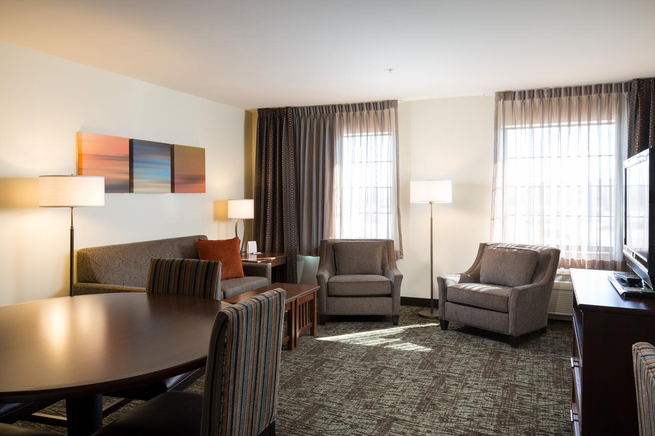 Staybridge Suites Toledo/Maumee - thumb 16