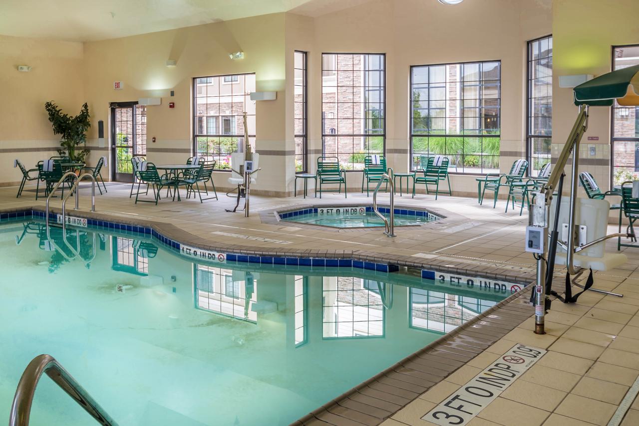 Staybridge Suites Toledo/Maumee - thumb 1