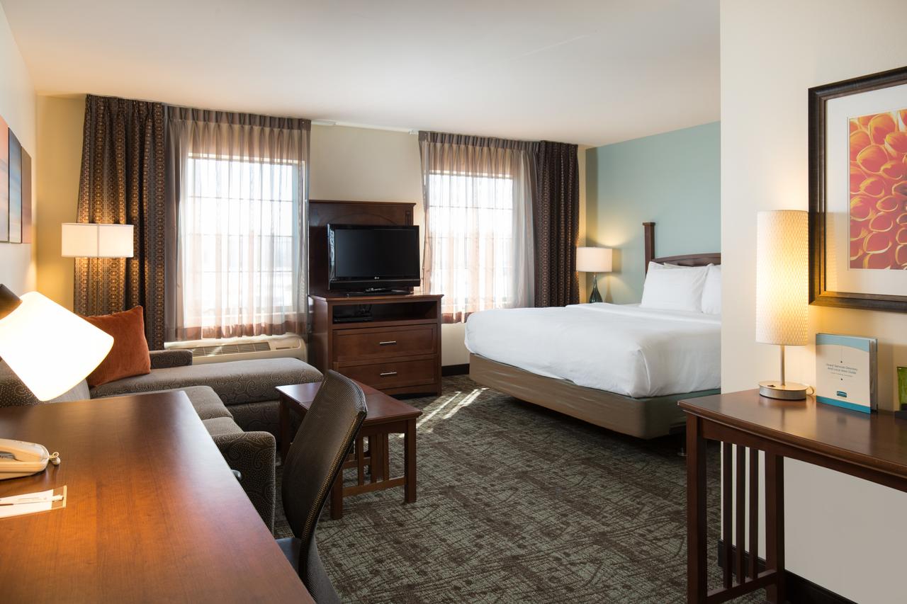 Staybridge Suites Toledo/Maumee - thumb 14