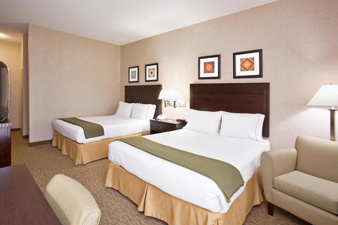 Holiday Inn Express Hotel & Suites Cleveland-Streetsboro - thumb 20