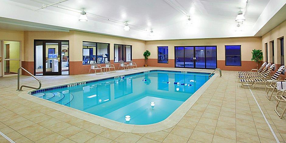Holiday Inn Express Hotel & Suites Cleveland-Streetsboro - thumb 1