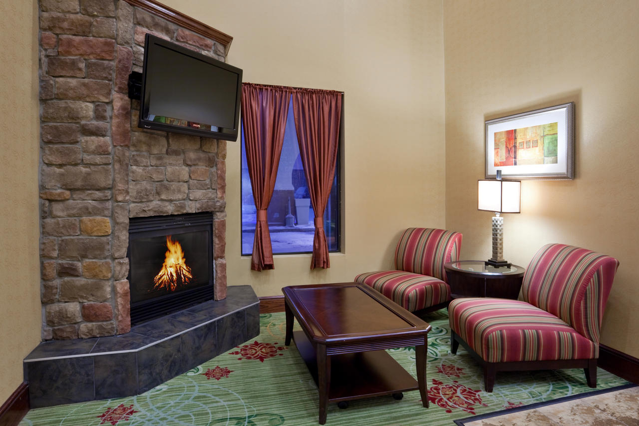 Holiday Inn Express Hotel & Suites Cleveland-Streetsboro - thumb 8