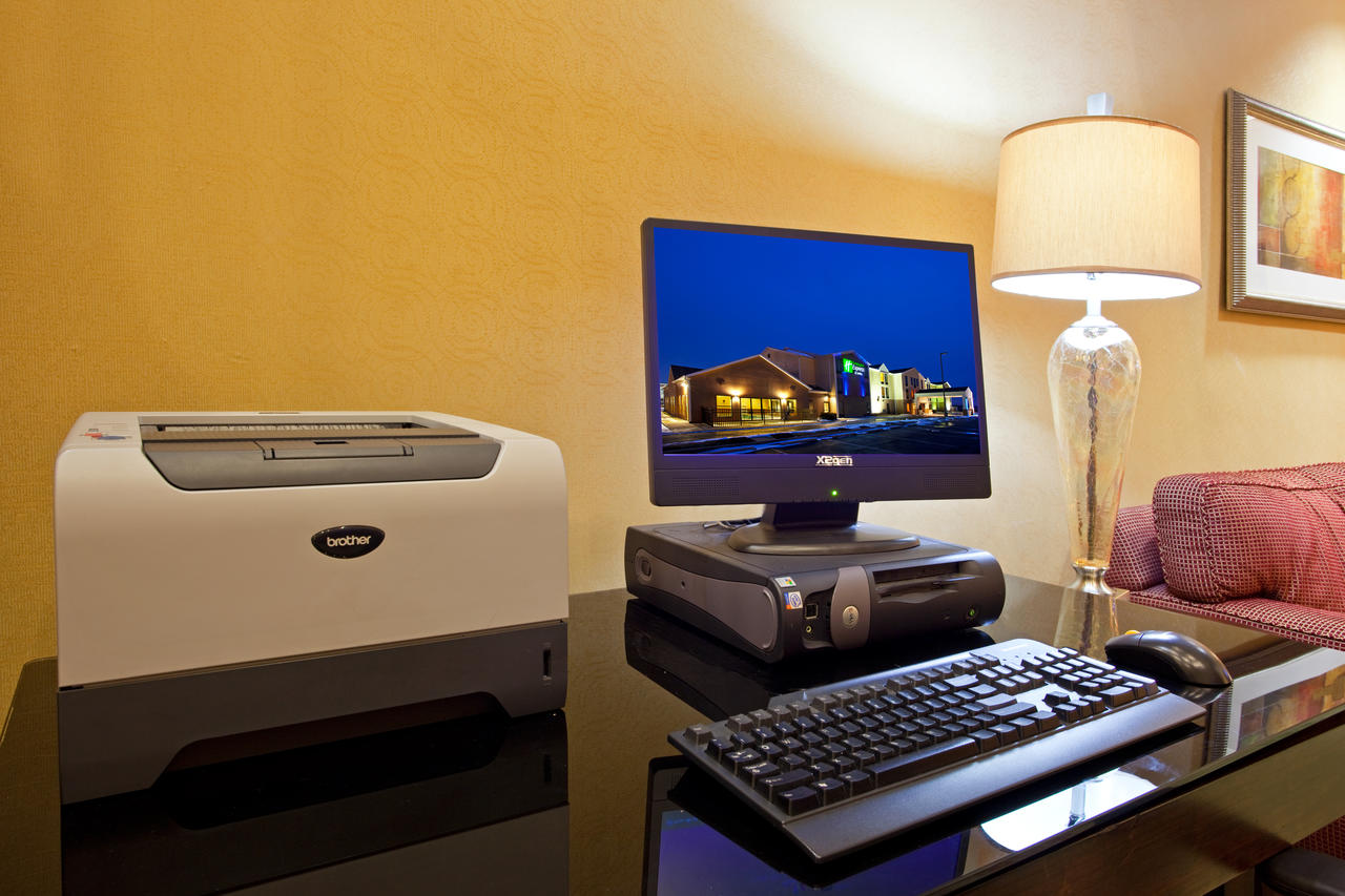 Holiday Inn Express Hotel & Suites Cleveland-Streetsboro - thumb 9