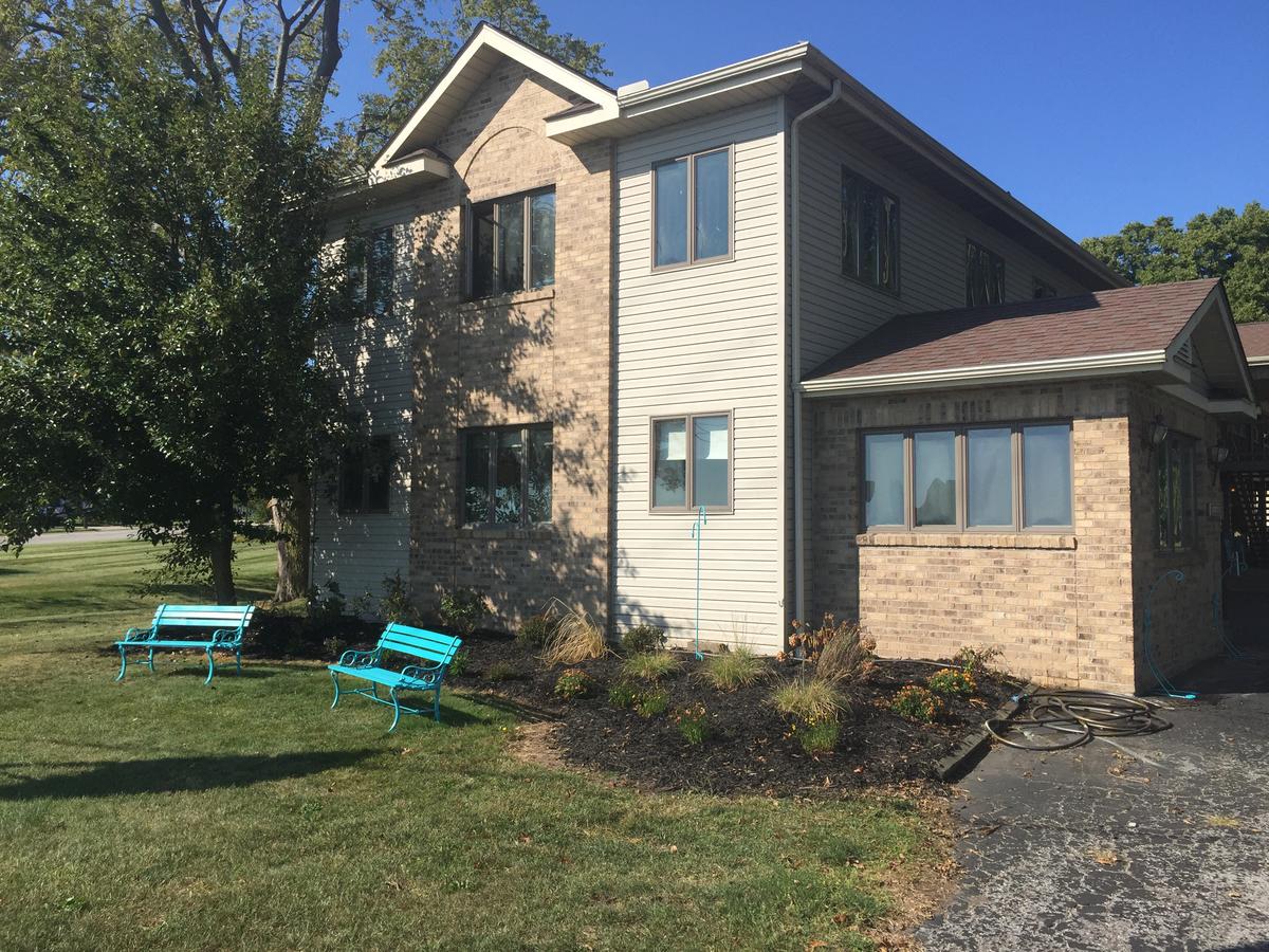 Lake Point Motel - thumb 0