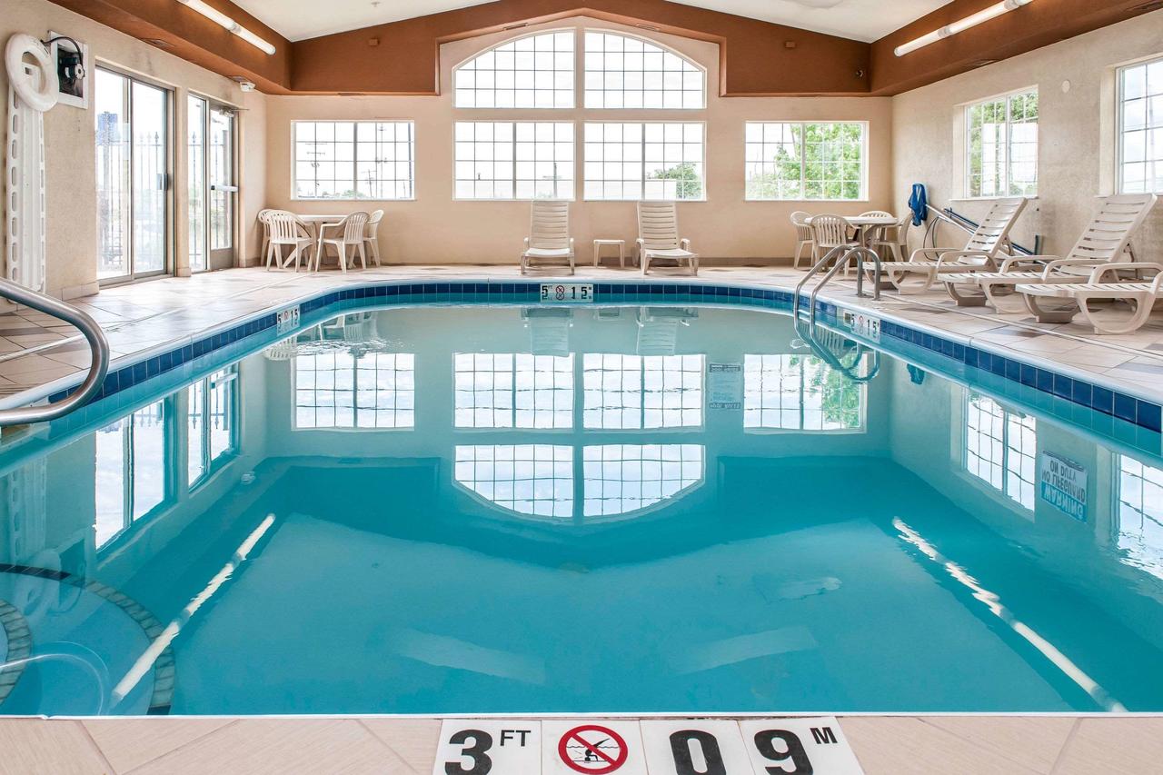 Comfort Suites Columbus - thumb 10