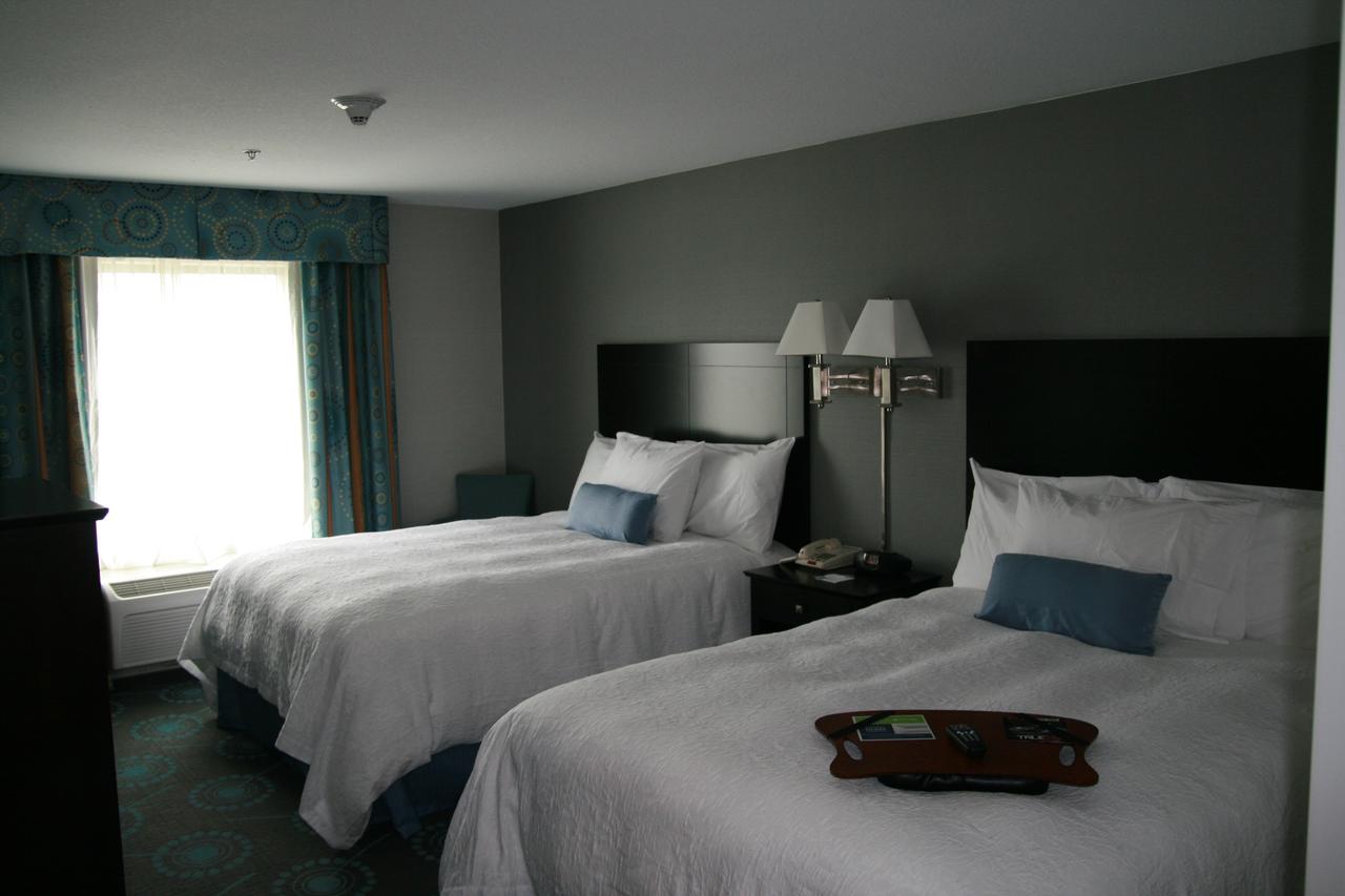 Hampton Inn Defiance - thumb 7