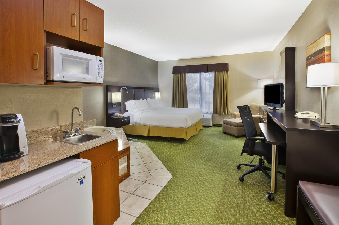 Holiday Inn Express Hotel & Suites Bryan-Montpelier - thumb 19