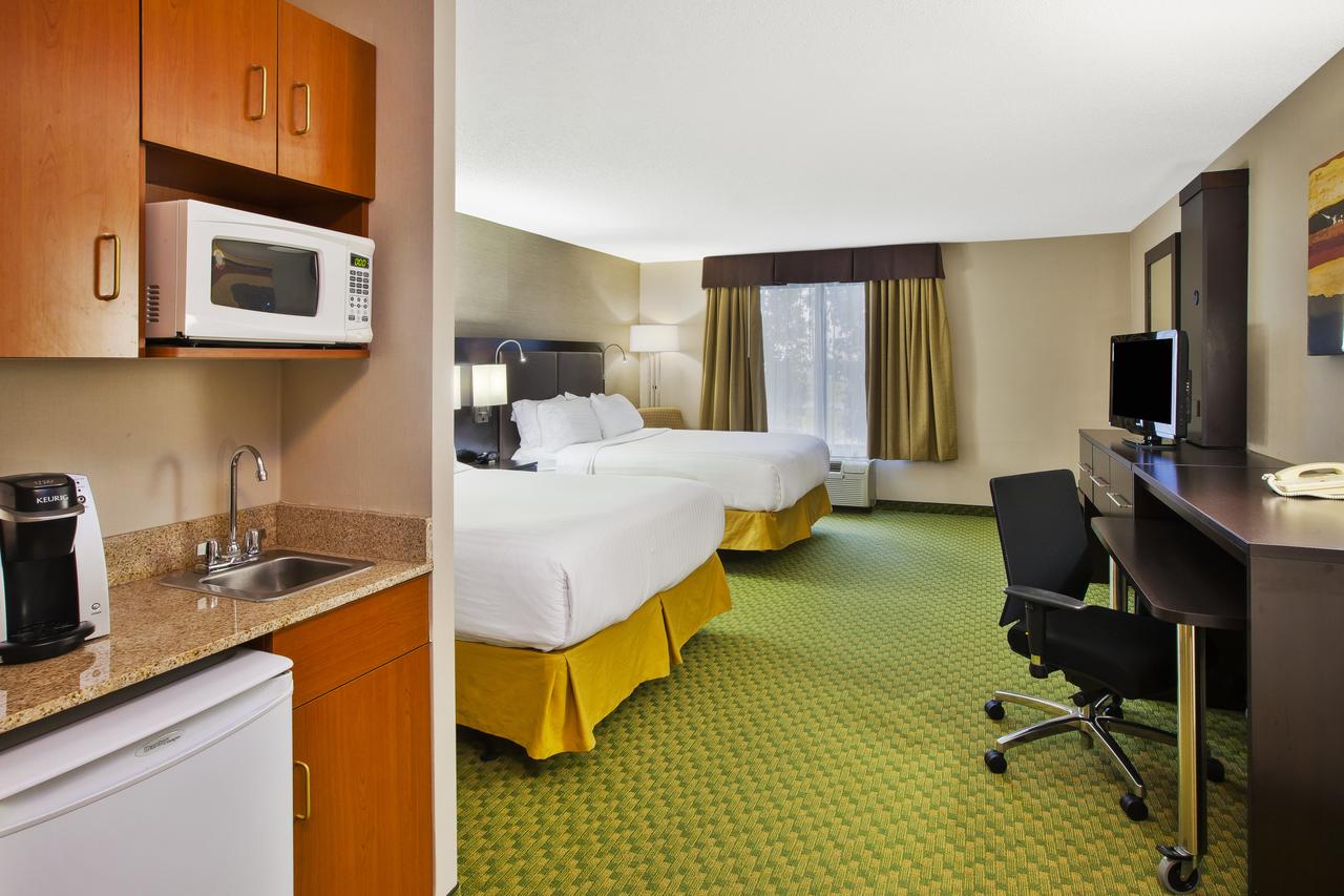 Holiday Inn Express Hotel & Suites Bryan-Montpelier - thumb 9
