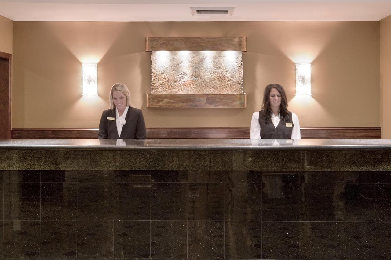 Crowne Plaza Cleveland Airport - thumb 33