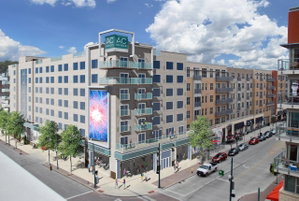 AC Hotel By Marriott Cincinnati At The Banks