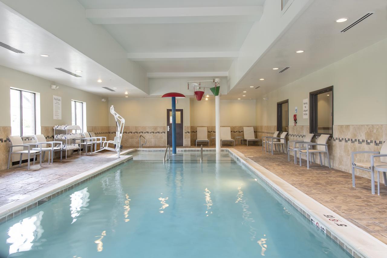 Holiday Inn Express & Suites - New Philadelphia Southwest - thumb 15