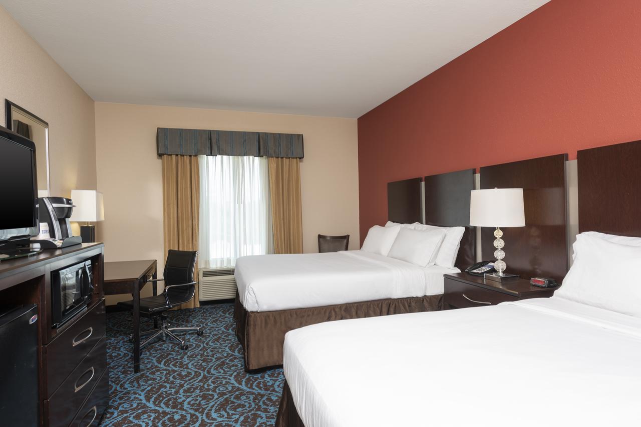 Holiday Inn Express & Suites - New Philadelphia Southwest - thumb 9
