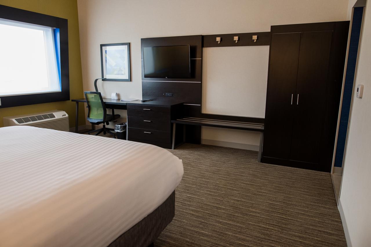 Holiday Inn Express & Suites - Marietta - thumb 3