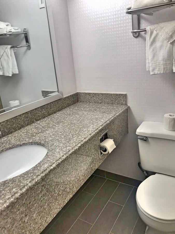 Days Inn By Wyndham Conneaut - thumb 9
