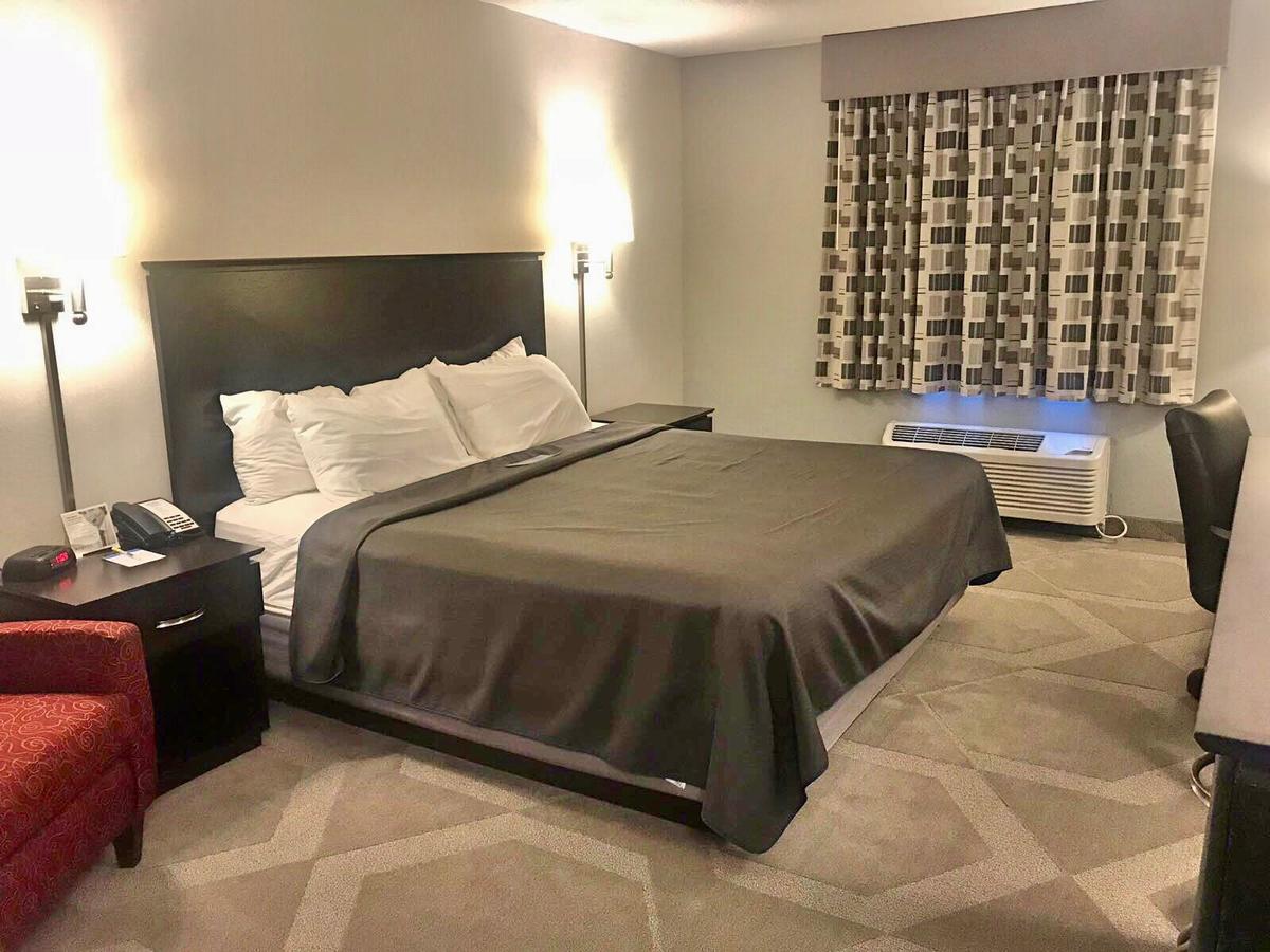 Days Inn By Wyndham Conneaut - thumb 2