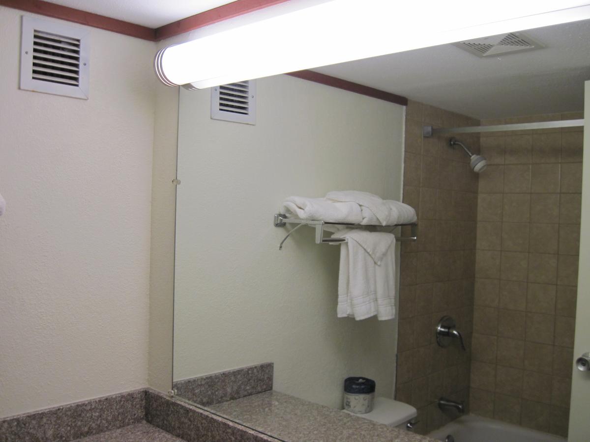 Days Inn By Wyndham Conneaut - thumb 20