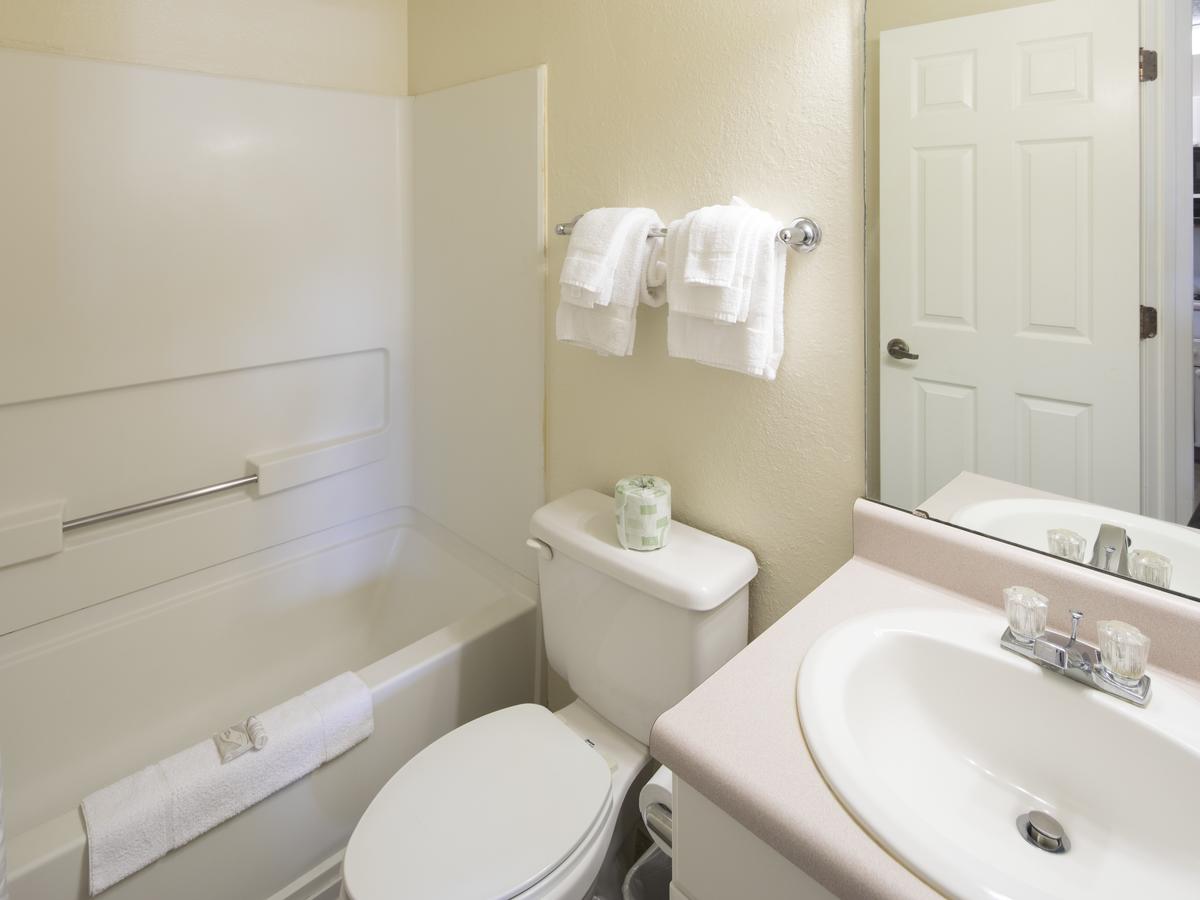 InTown Suites Extended Stay Dayton OH - thumb 12