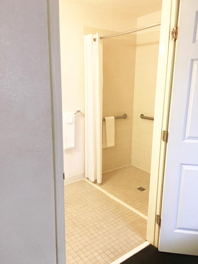 InTown Suites Extended Stay Dayton OH - thumb 10
