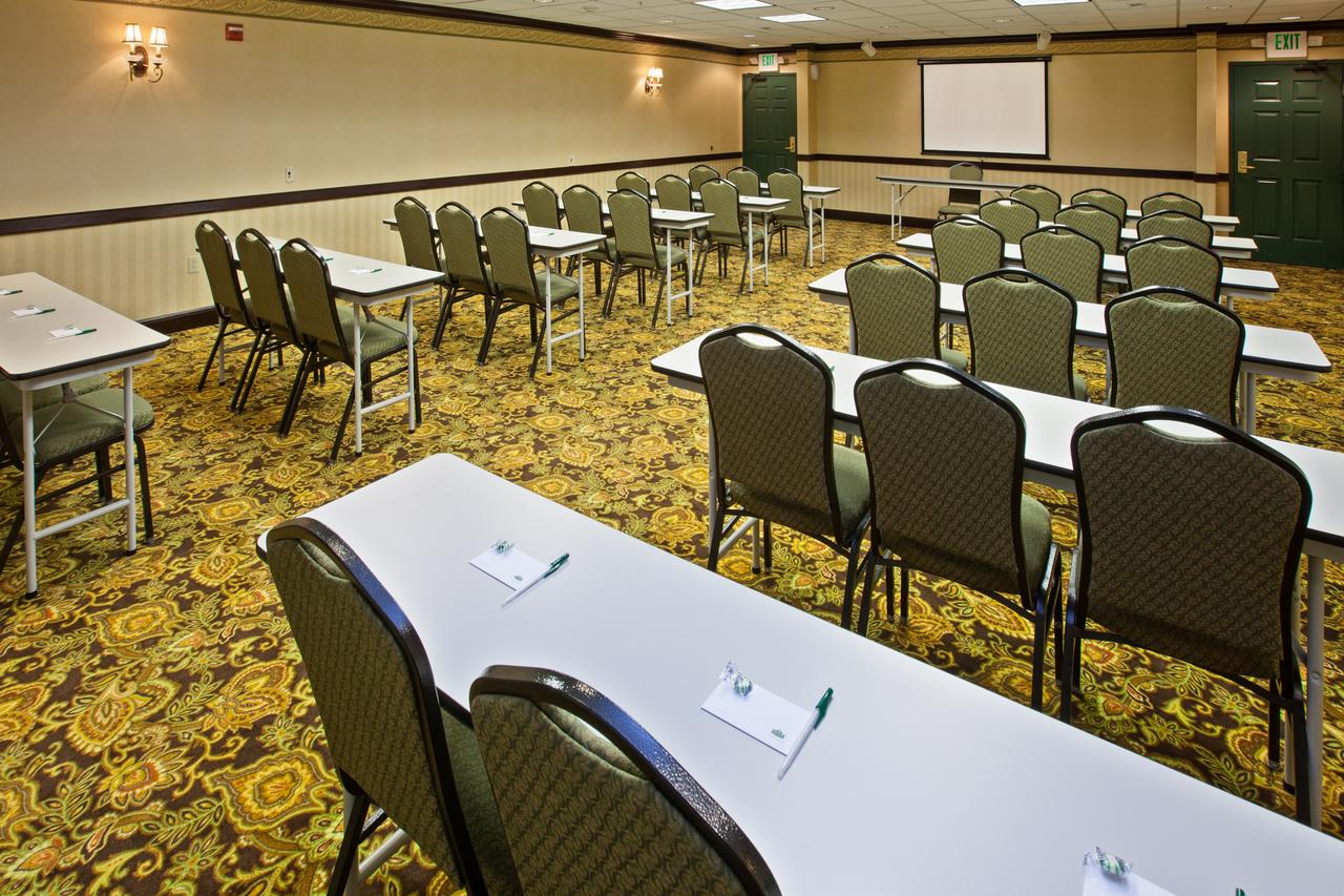 Country Inn & Suites By Radisson, Youngstown West, OH - thumb 22