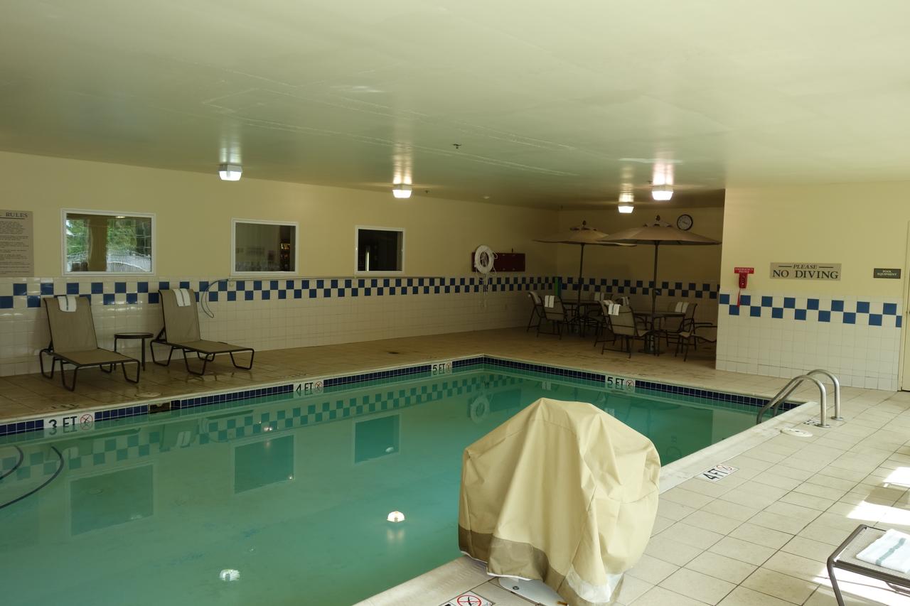 Country Inn & Suites By Radisson, Youngstown West, OH - thumb 40