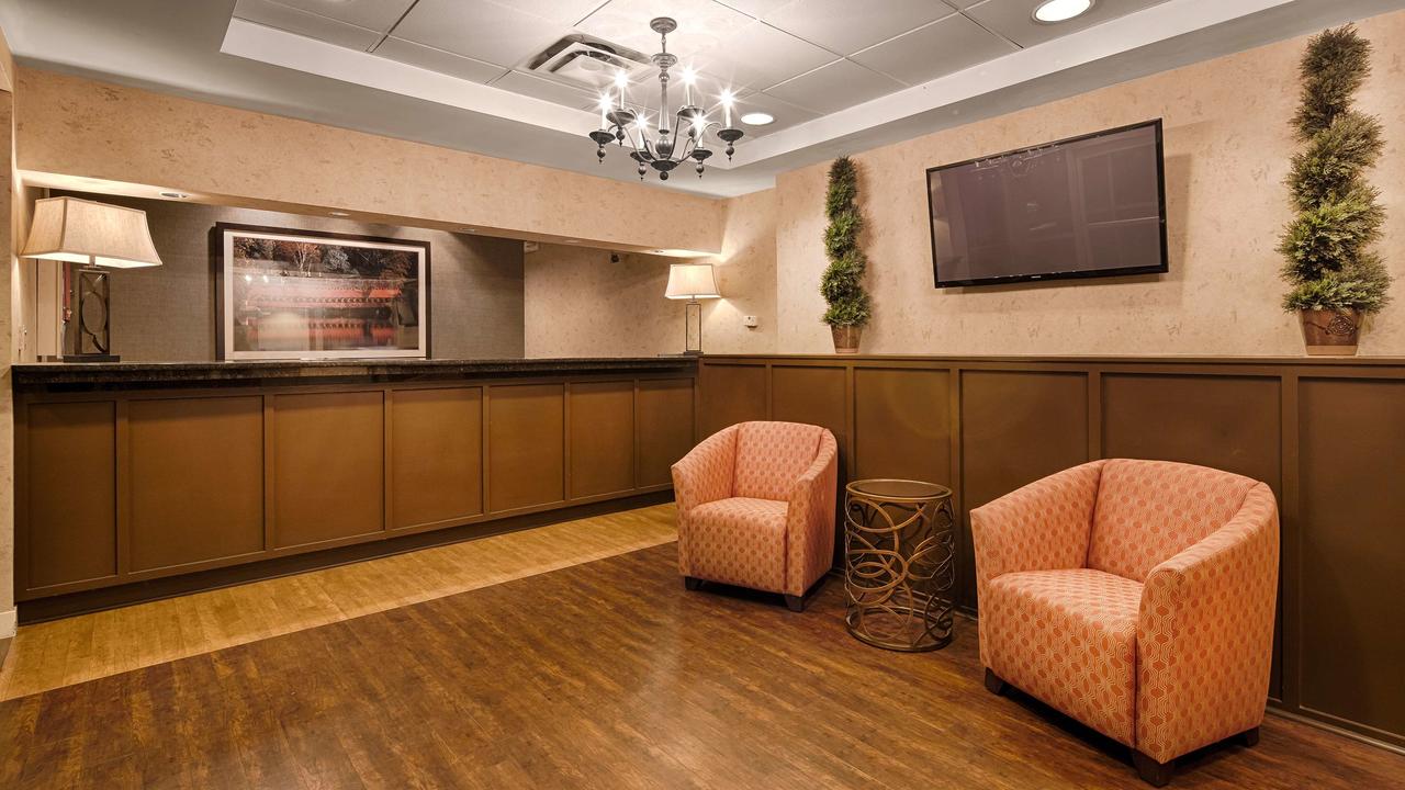 Baymont Inn & Suites - thumb 8