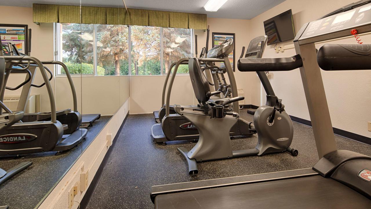 Baymont Inn & Suites - thumb 4