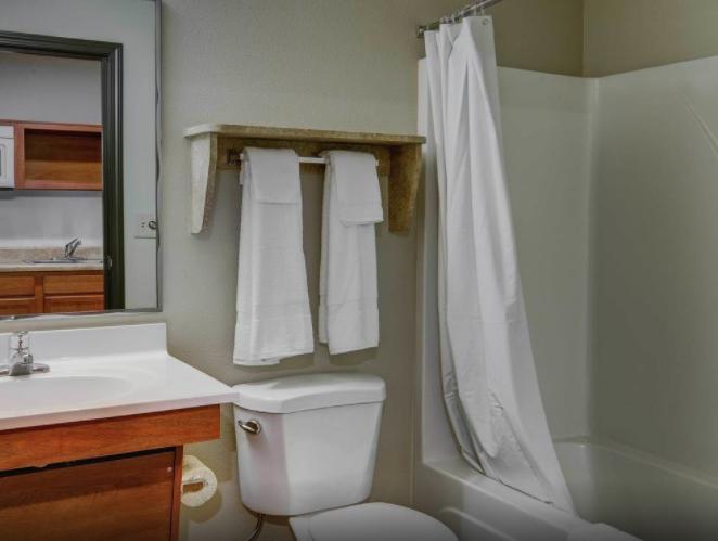 WoodSpring Suites Cincinnati Fairfield - thumb 4