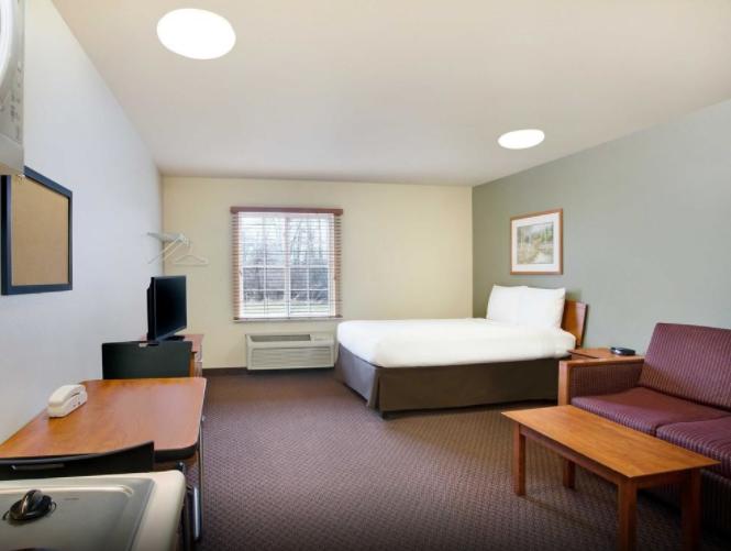 WoodSpring Suites Cincinnati Fairfield - thumb 3
