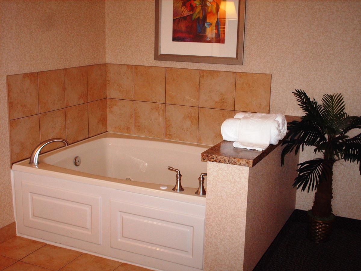 Hampton Inn & Suites Wilmington - thumb 41