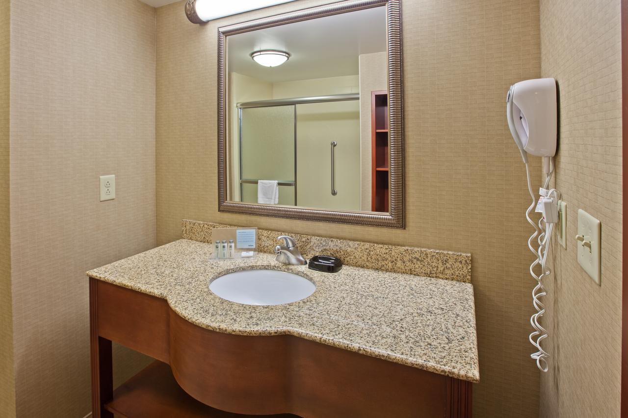 Hampton Inn & Suites Wilmington - thumb 28