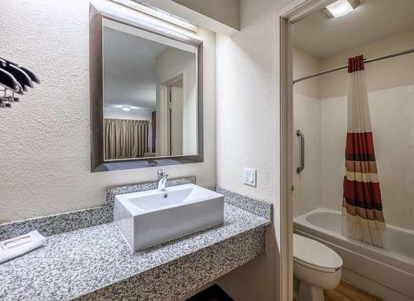 Red Roof Inn Columbus East Reynoldsburg - thumb 5