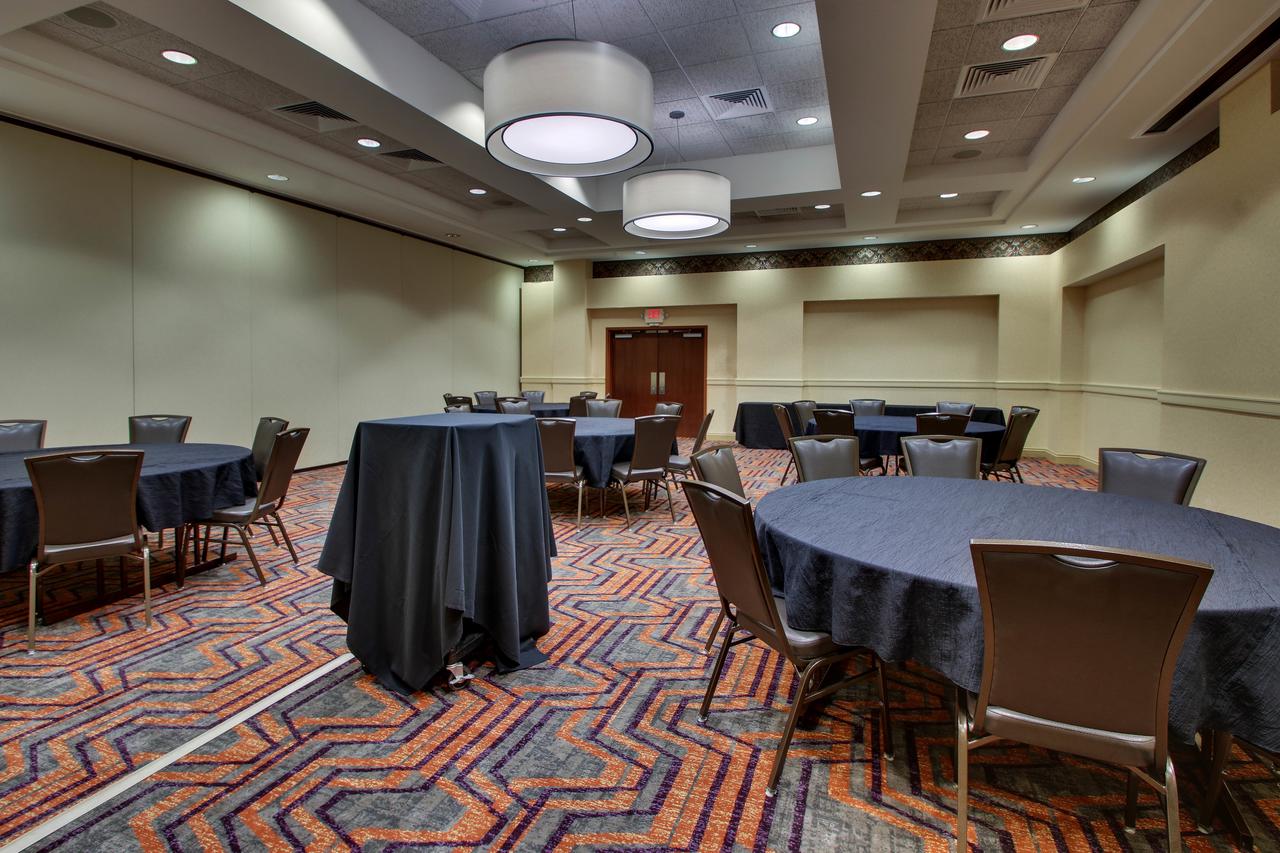 Drury Inn & Suites Findlay - thumb 25