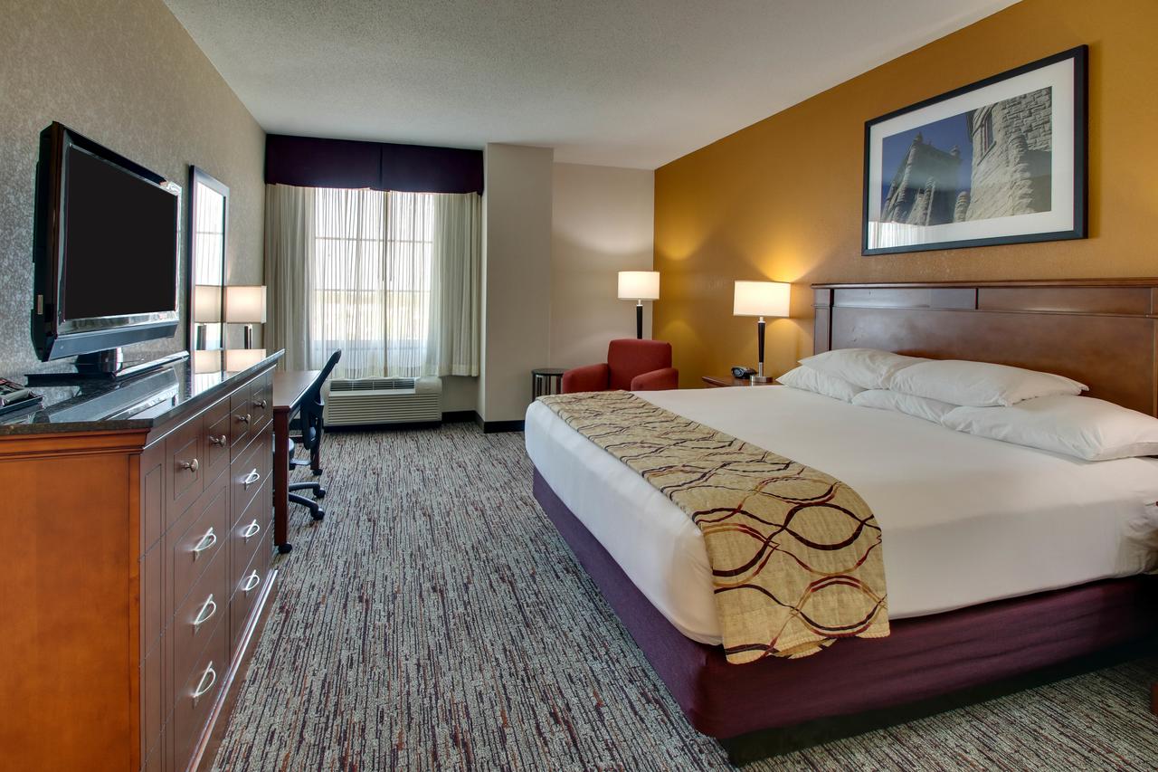 Drury Inn & Suites Findlay - thumb 18