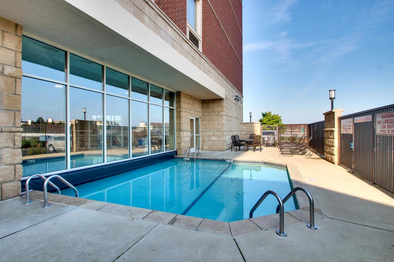 Drury Inn & Suites Findlay - thumb 9
