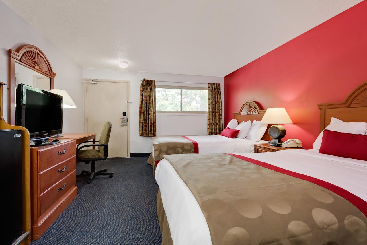 Ramada By Wyndham Cleveland Airport West - thumb 5