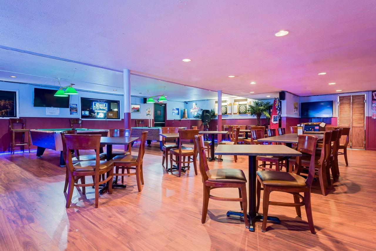 Ramada By Wyndham Cleveland Airport West - thumb 33