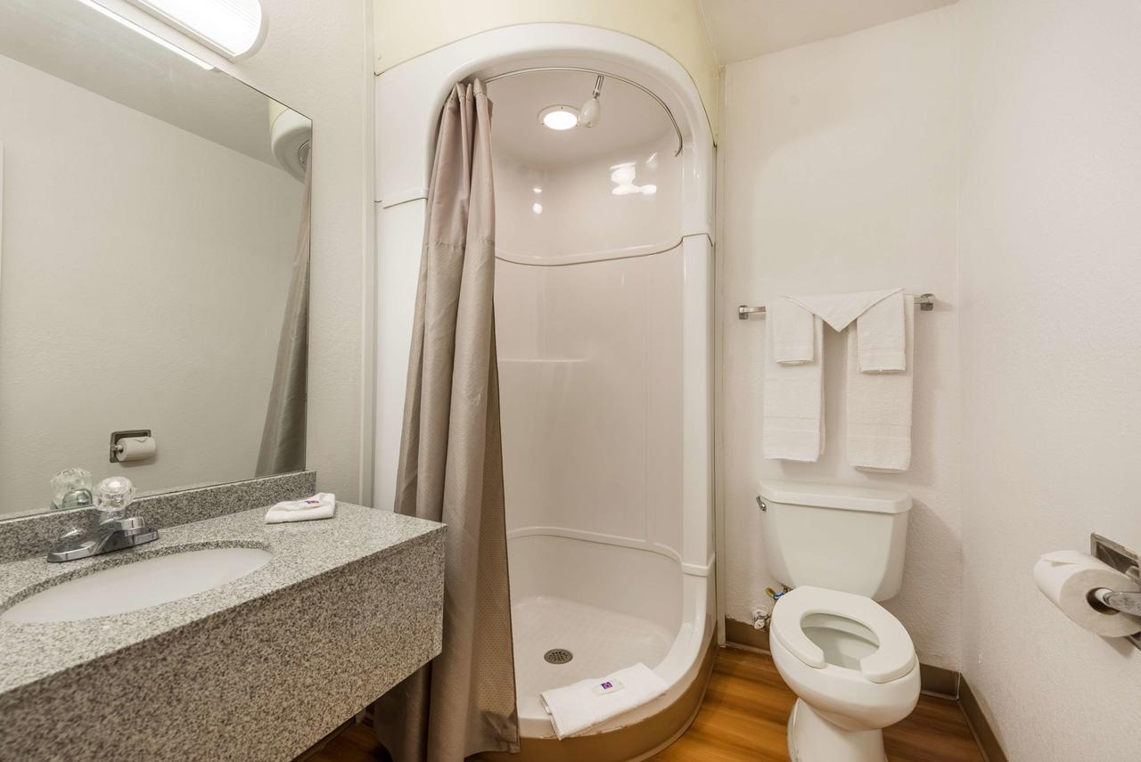 Motel 6 Dayton - thumb 32