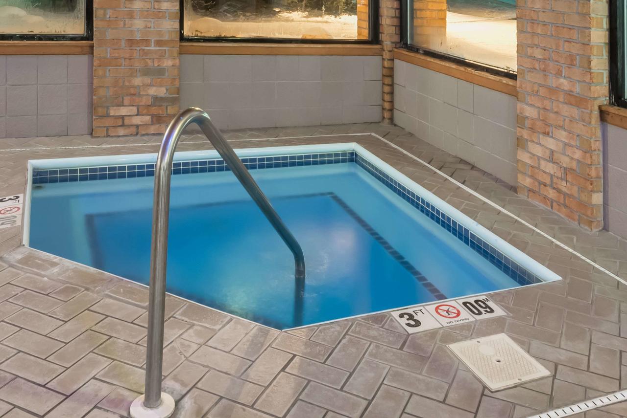 Baymont By Wyndham Cambridge - thumb 4