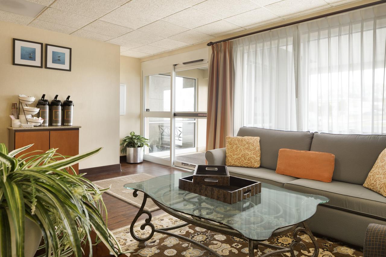 Country Inn & Suites By Radisson, Port Clinton, OH - thumb 7