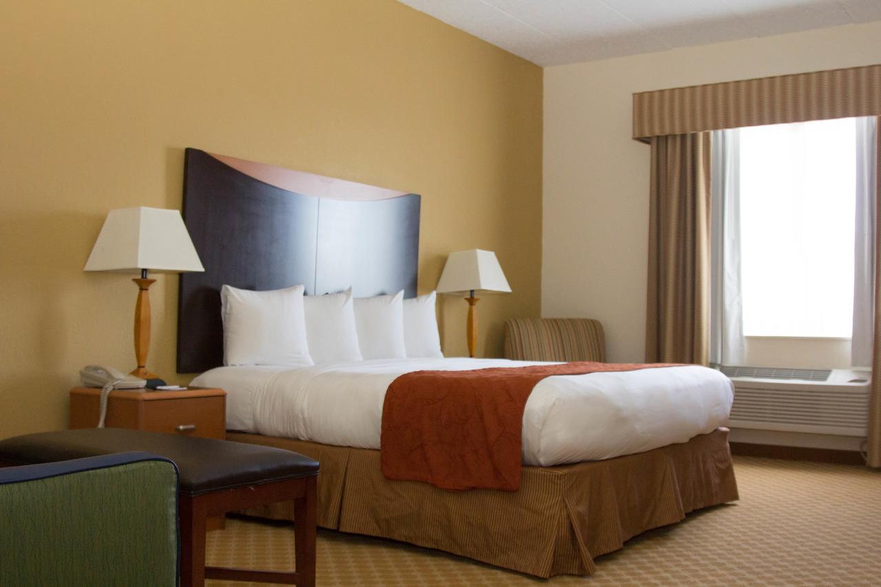 Country Inn & Suites By Radisson, Port Clinton, OH - thumb 3