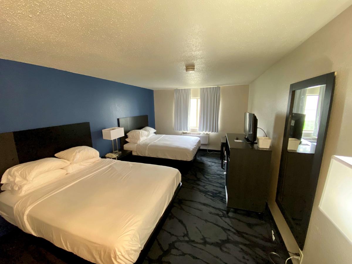 Days Inn By Wyndham Toledo Airport - thumb 18