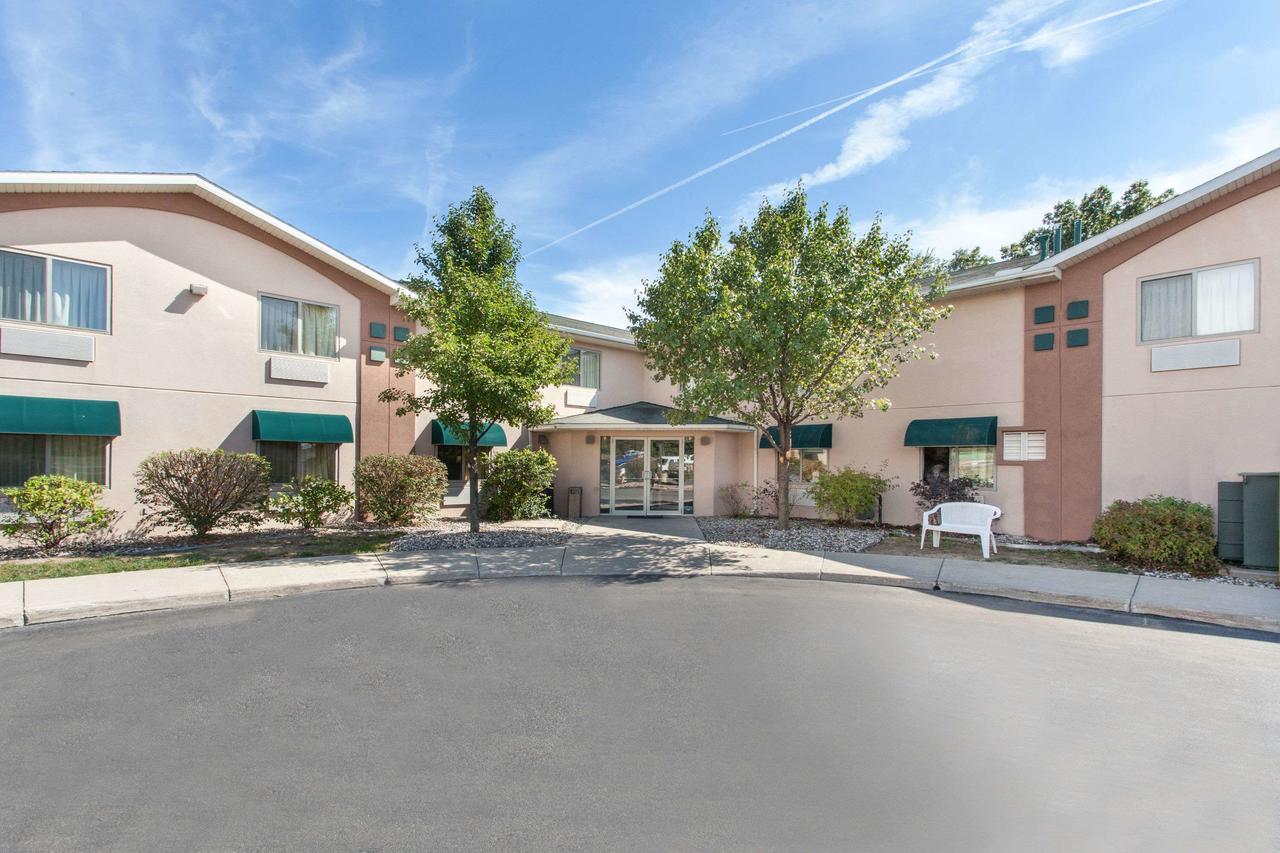 Days Inn By Wyndham Toledo Airport - thumb 15