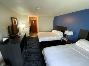 Days Inn By Wyndham Toledo Airport