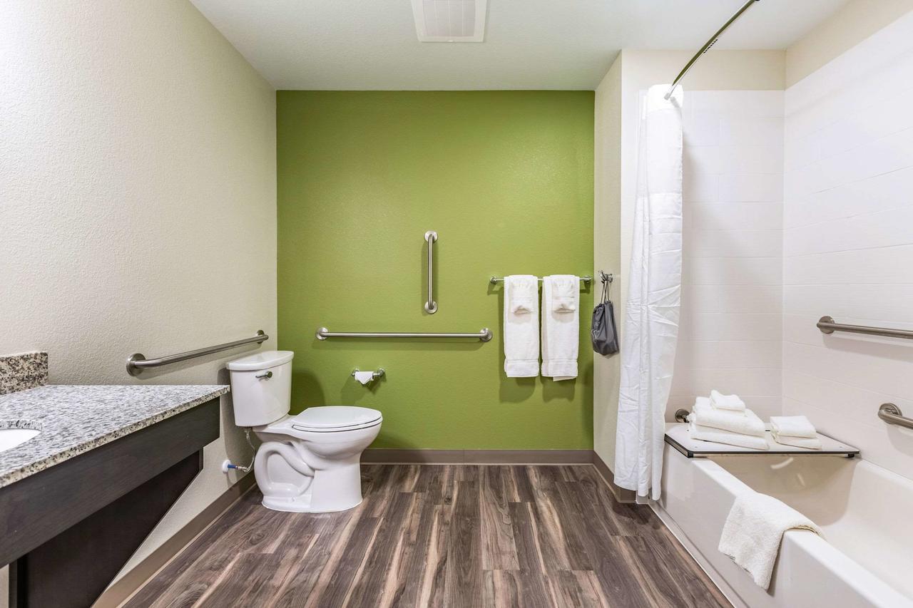Sleep Inn And Suites Mt Hope - thumb 32