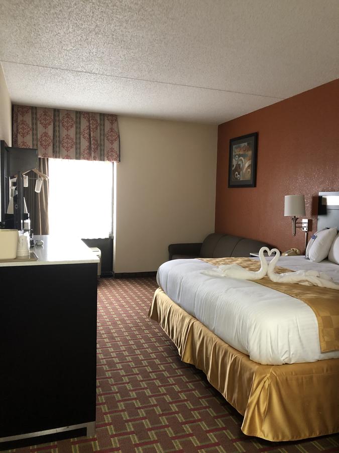 Baymont By Wyndham Cincinnati - thumb 10