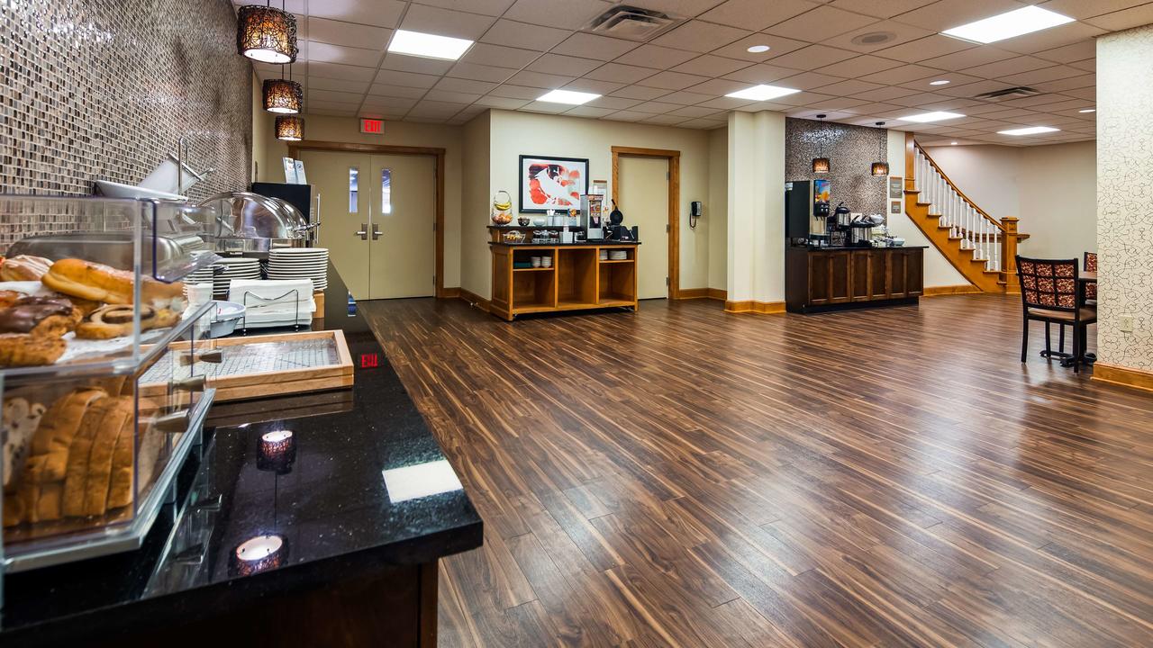 Best Western Plus Dutch Haus Inn And Suites - thumb 25