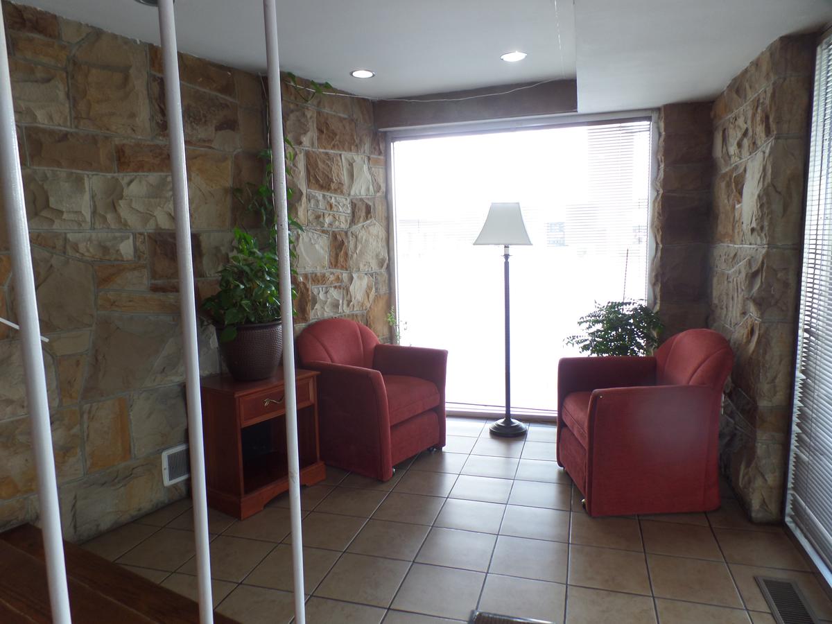 Executive Inn Chillicothe - thumb 1
