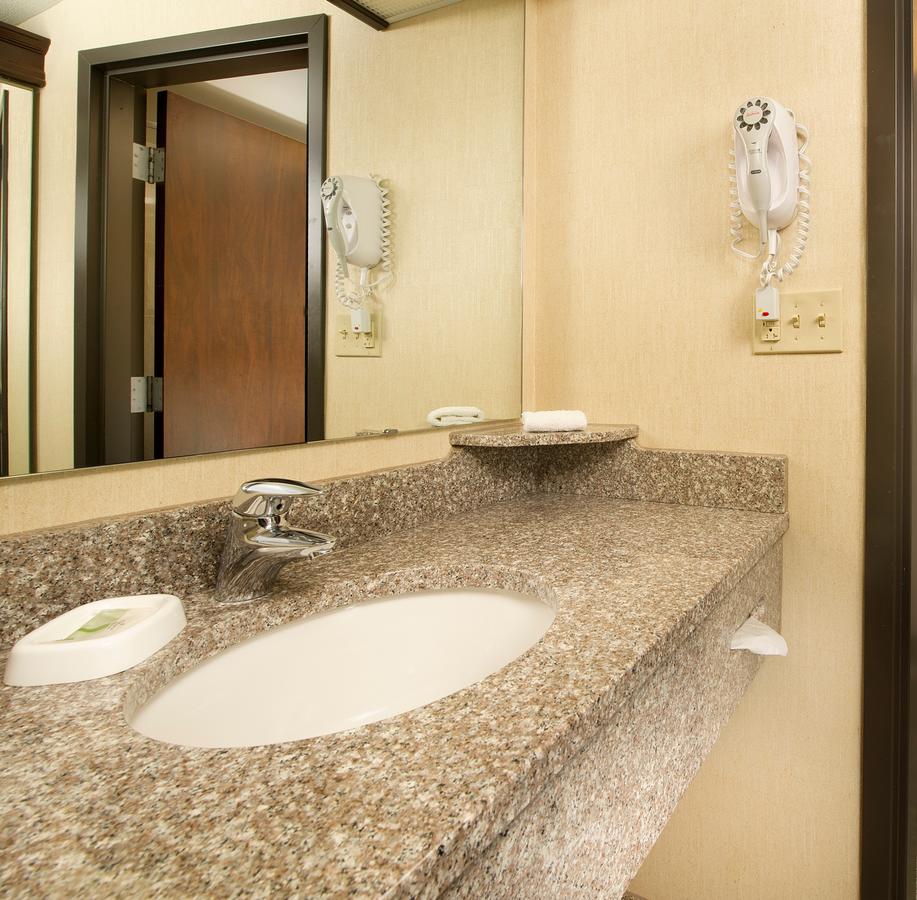 Drury Inn & Suites Columbus Convention Center - thumb 22