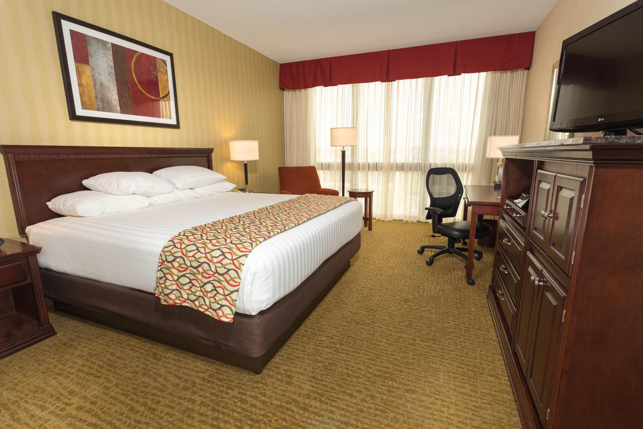 Drury Inn & Suites Columbus Convention Center - thumb 0