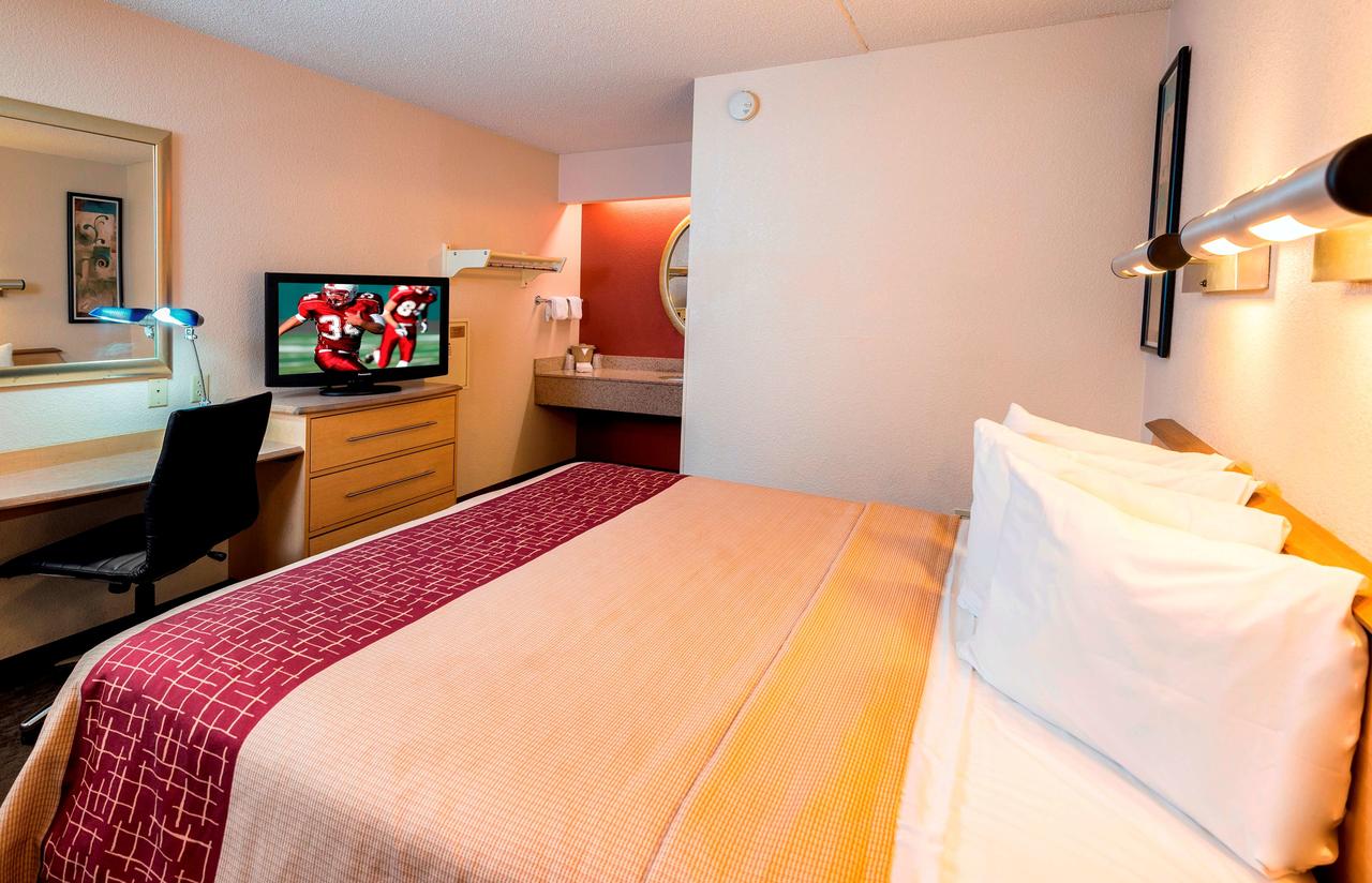 Red Roof Inn Dayton-Fairborn Nutter Center - thumb 10